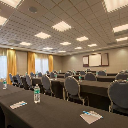 Springhill Suites Ridgecrest Bagian luar foto
