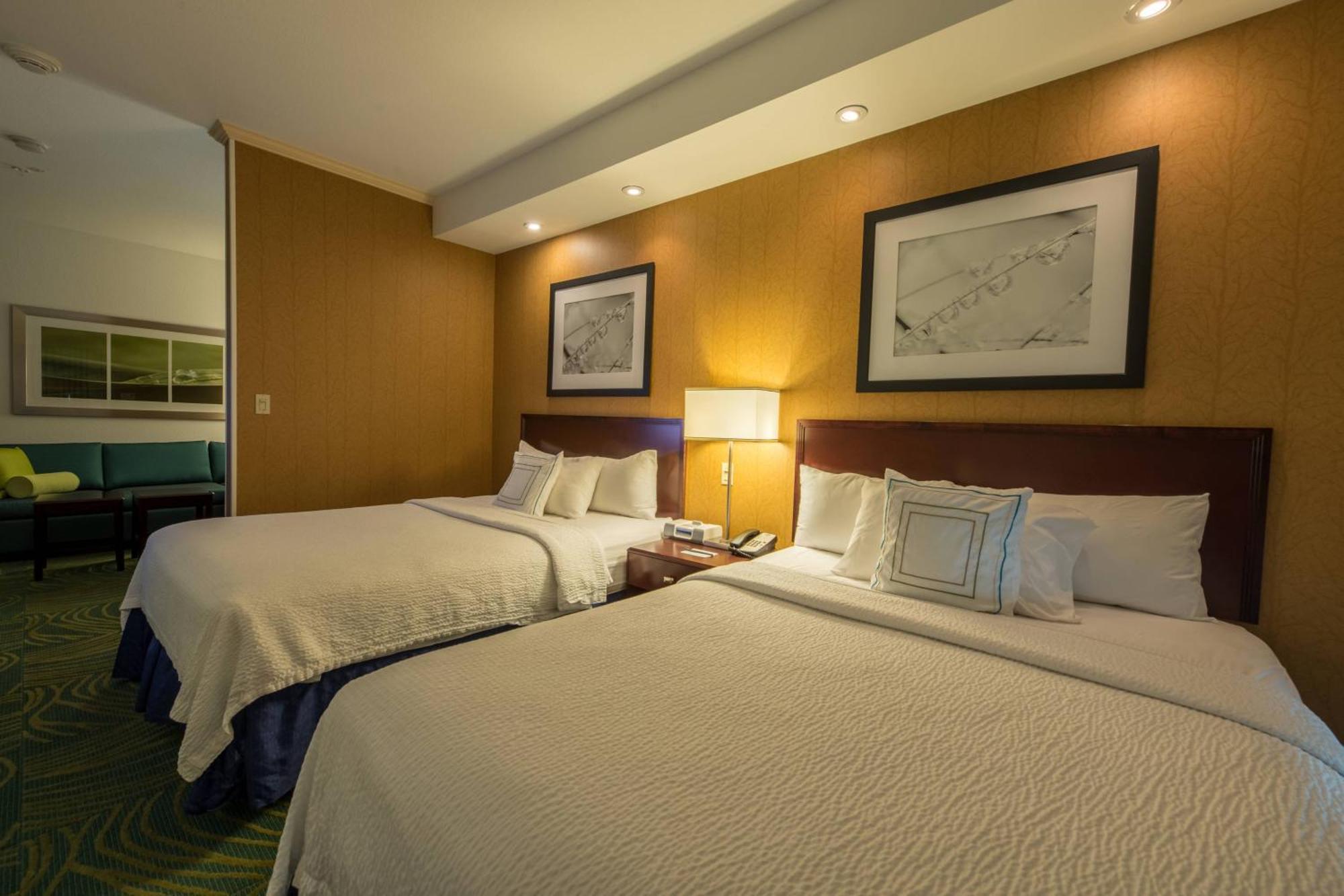 Springhill Suites Ridgecrest Bagian luar foto